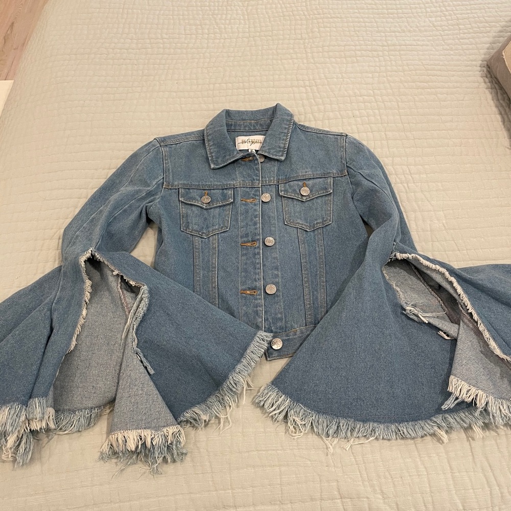 Jacket - Picture 7 of 7